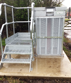 Single Leaf Upstand Access Cover and Mesh Cage Venting with Access Staging